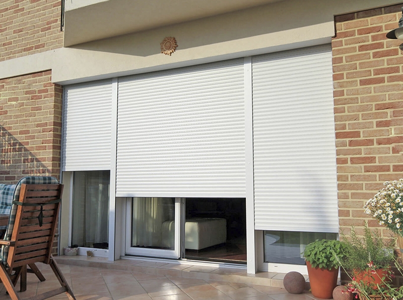 На двери в Изобильном